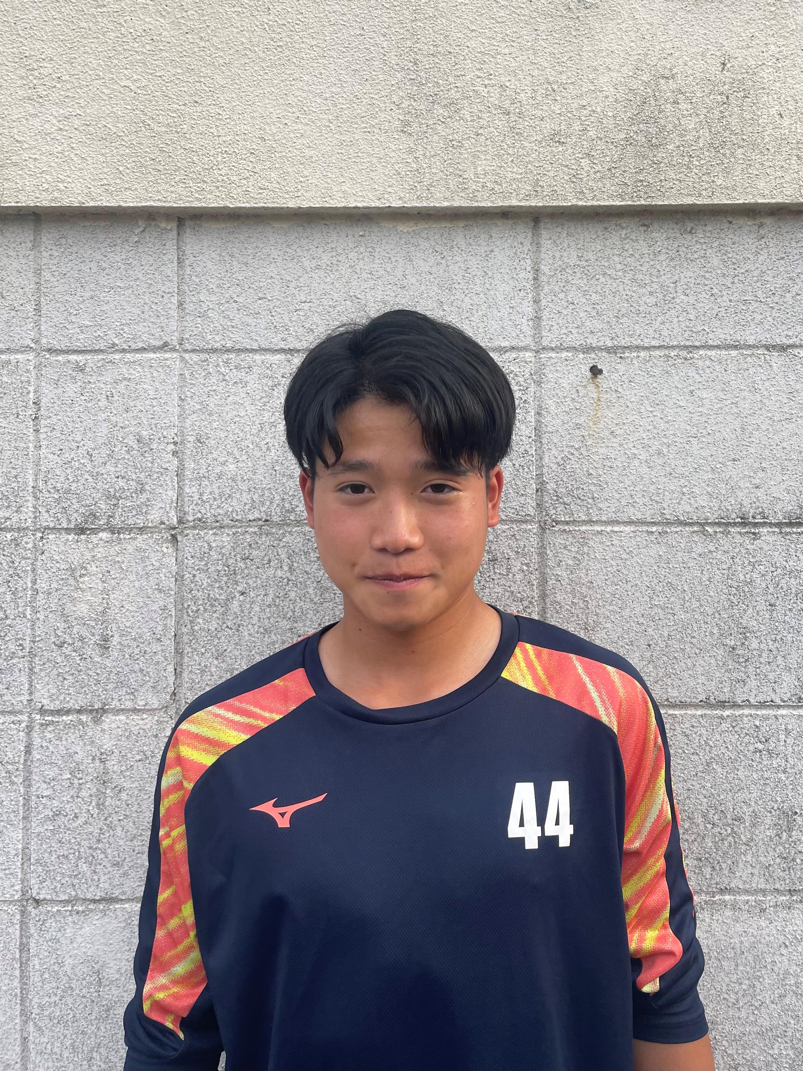 ���r�@���f