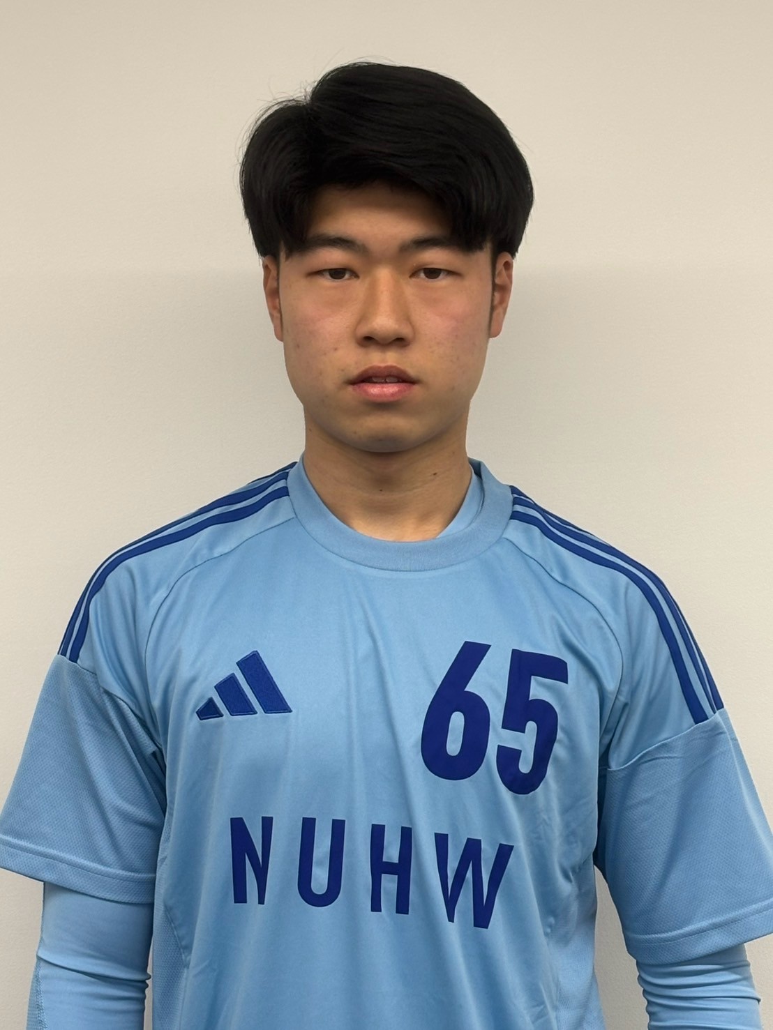 ���r�@�M��