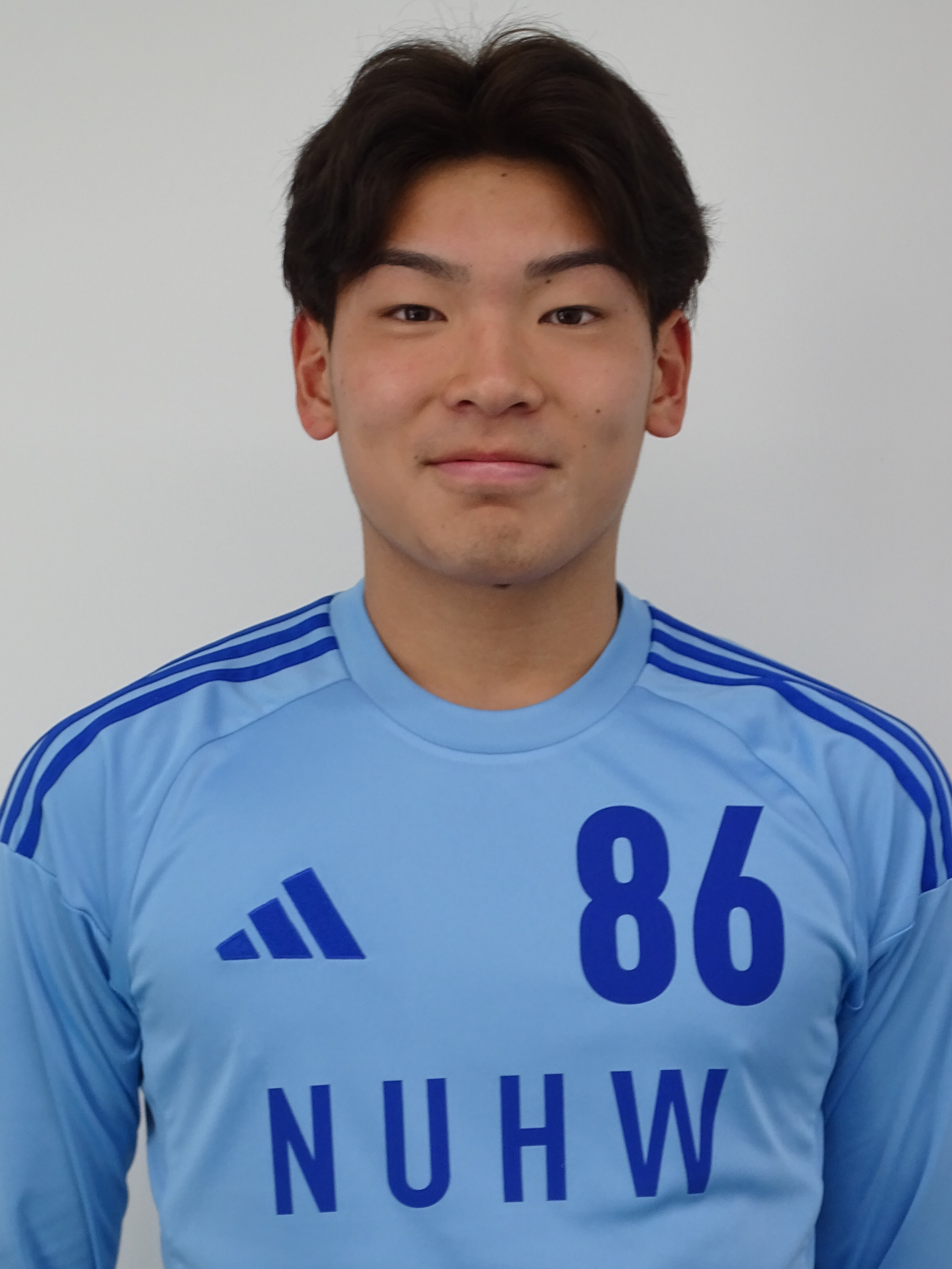 ���@����