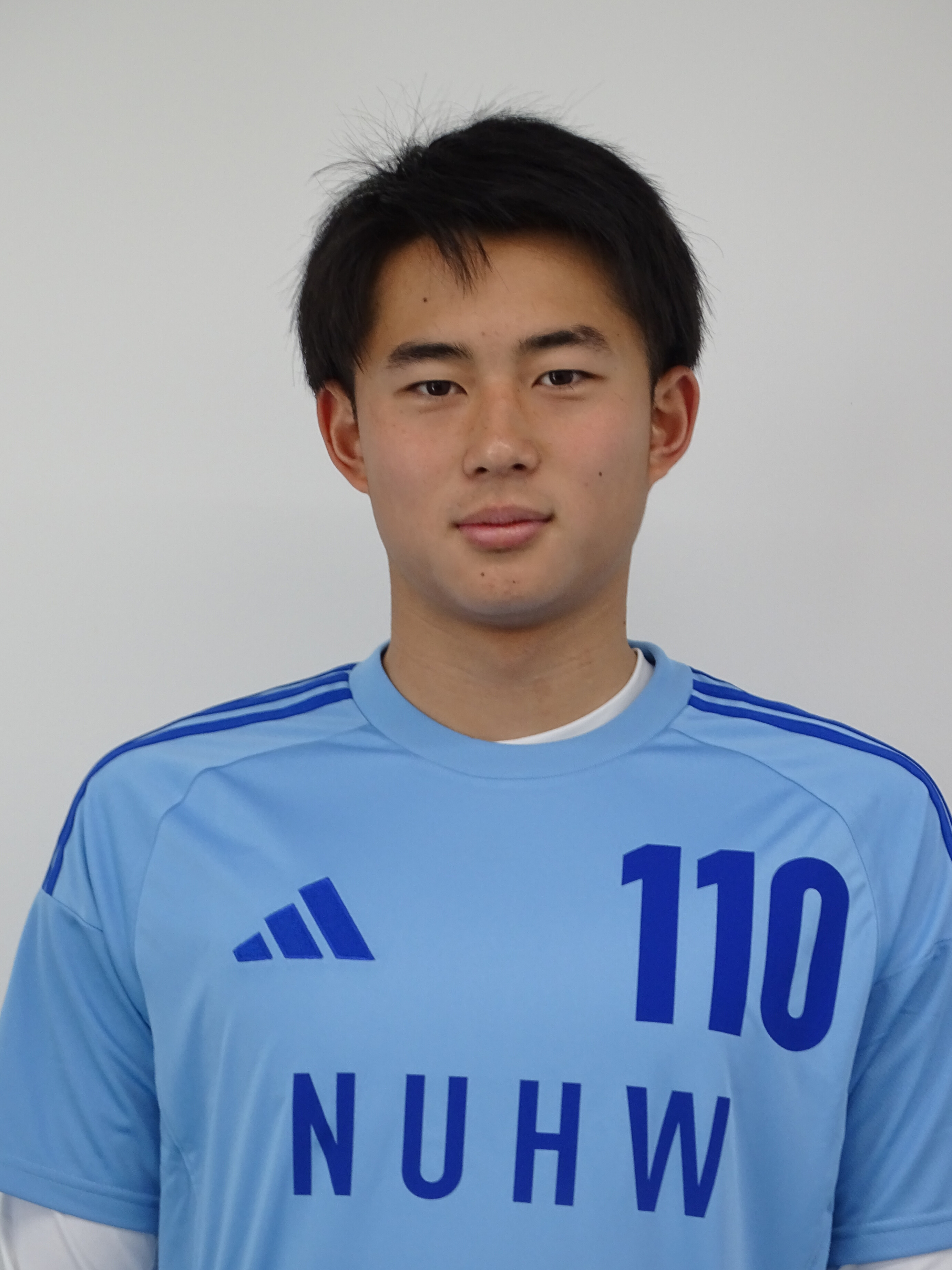 �����@���i